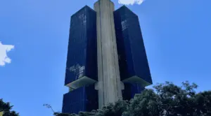 Prédio do Banco Central do Brasil — curso de discursivas para Auditor, Economia e Finanças, do concurso Bacen 2026/2027